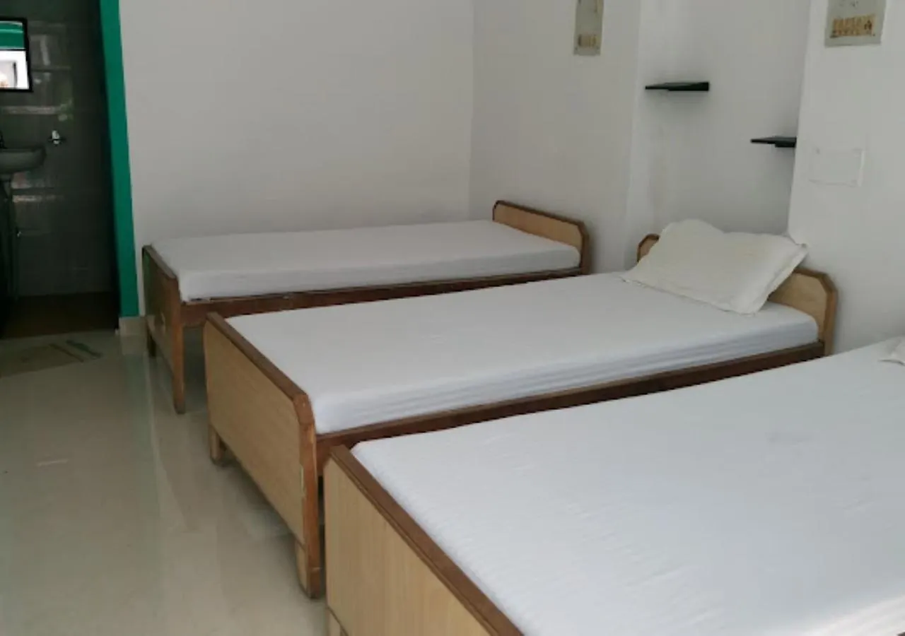 فندق Hostelavie فاراناسي